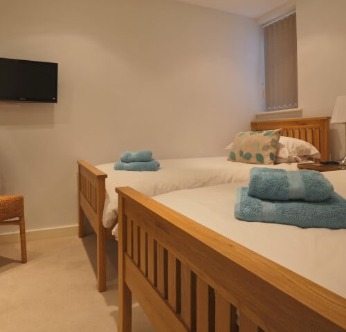 Twin room fistral blue apartment newquay